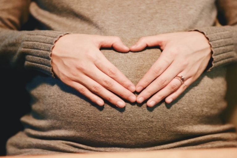 Read more about the article Is CBD safe to use while you are pregnant?