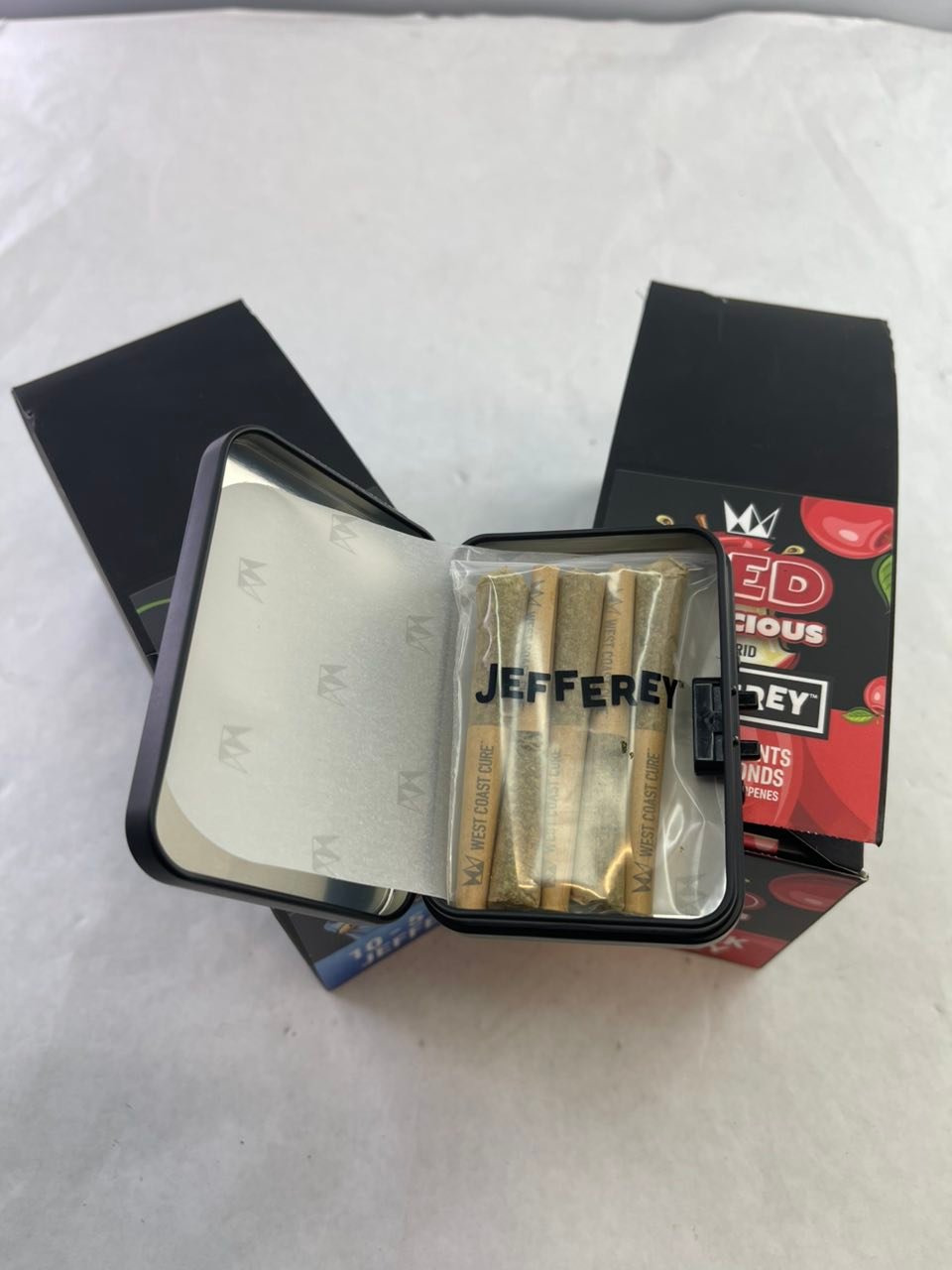 image 155 1 WCC Jefferey Infused Joints W/ Diamonds (5 preroll per Jar)