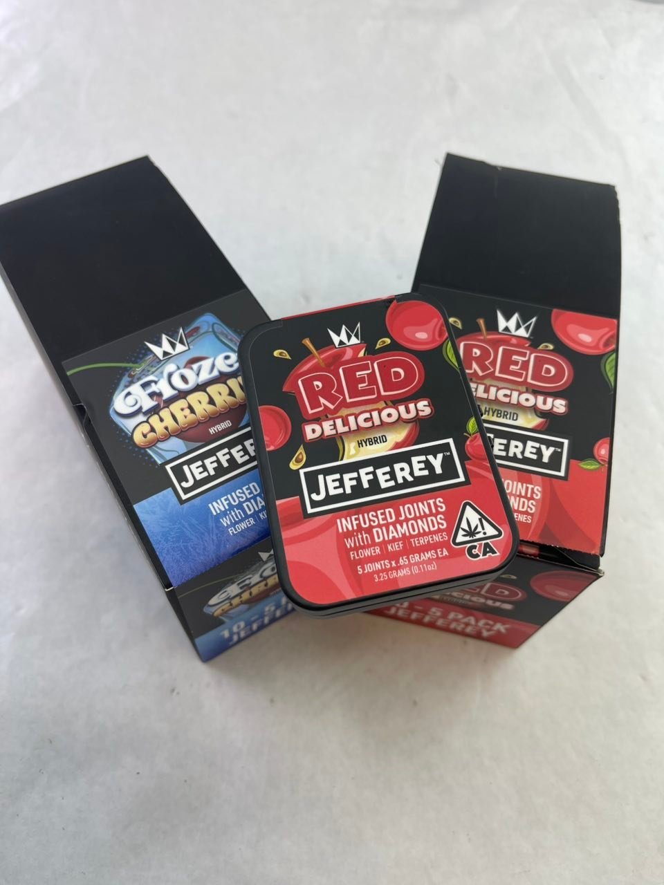 image 156 1 WCC Jefferey Infused Joints W/ Diamonds (5 preroll per Jar) - Image 2